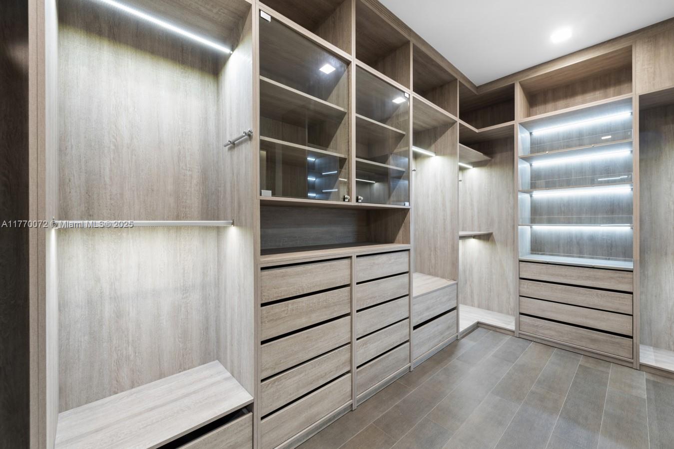 CORAL RIDGE - Residential Lease