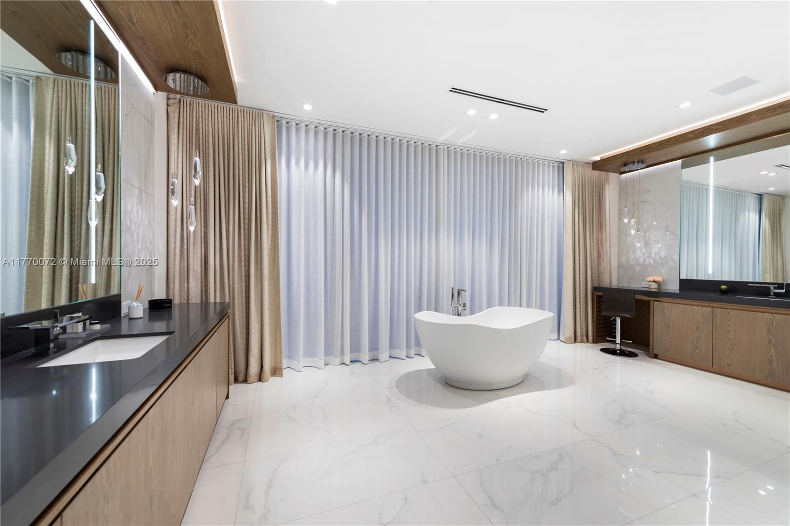 CORAL RIDGE - Residential Lease