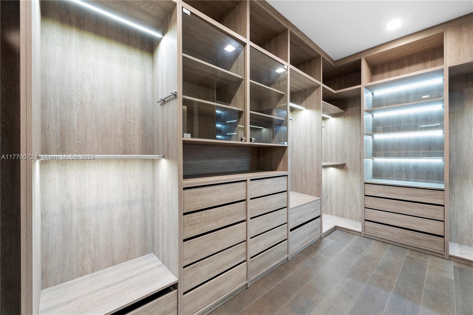 CORAL RIDGE - Residential Lease