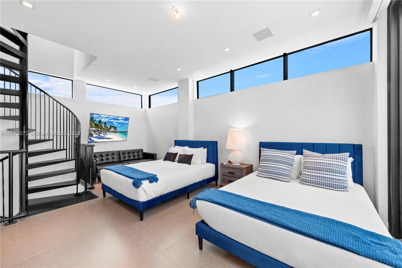 CORAL RIDGE - Residential Lease