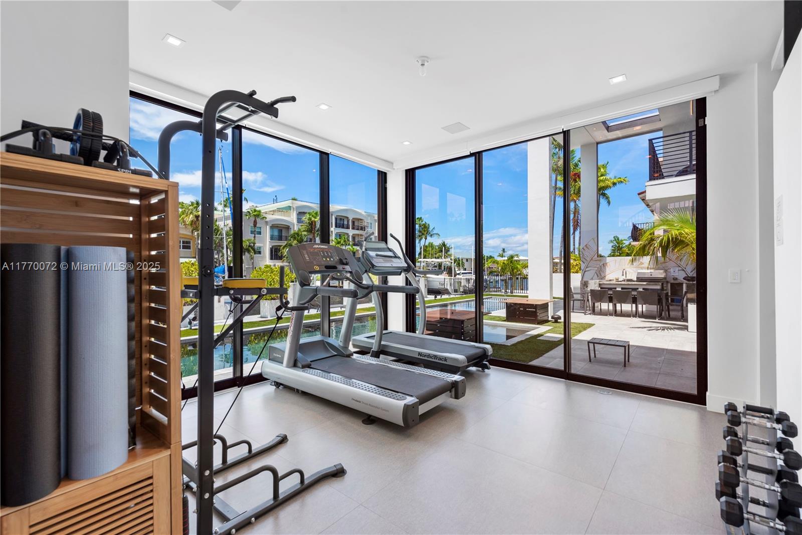 CORAL RIDGE - Residential Lease