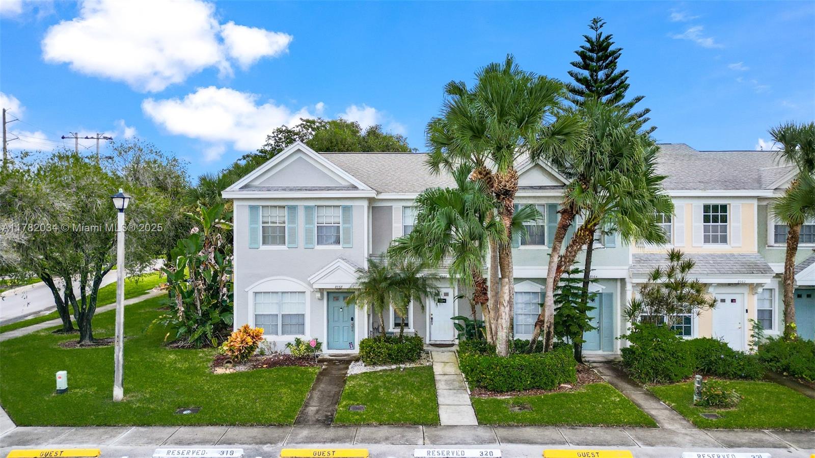 8066 Sanibel Dr 8066, Tamarac, Broward County, Florida - 1 Bedrooms  
2 Bathrooms - 
