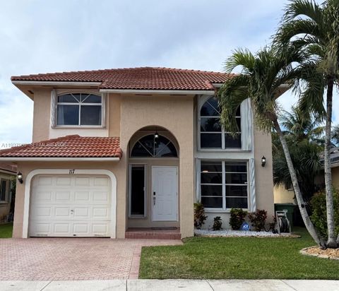 Photo of 117 Danielle Ct, Weston, FL 33326 (MLS # A11937969)