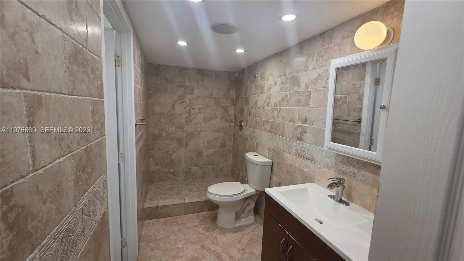 BUCKLEY TOWERS CONDO - WE - Residential Lease