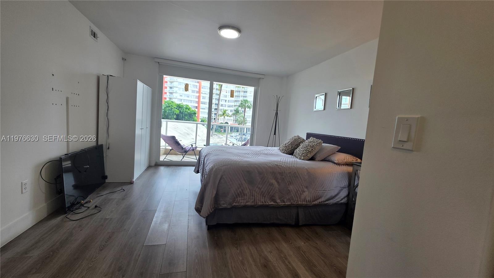 BUCKLEY TOWERS CONDO - WE - Residential Lease