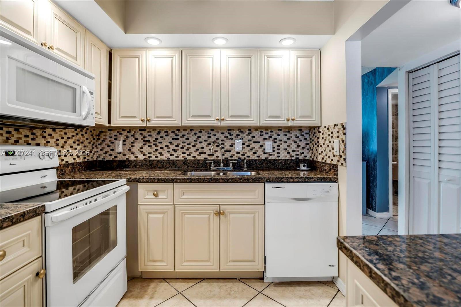 SOMERSET NO 2 CONDO - Residential