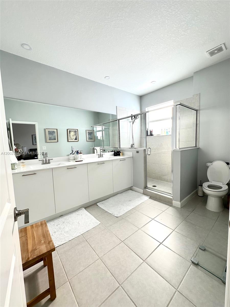 GOLF PARK SEC 1 - Residential Lease