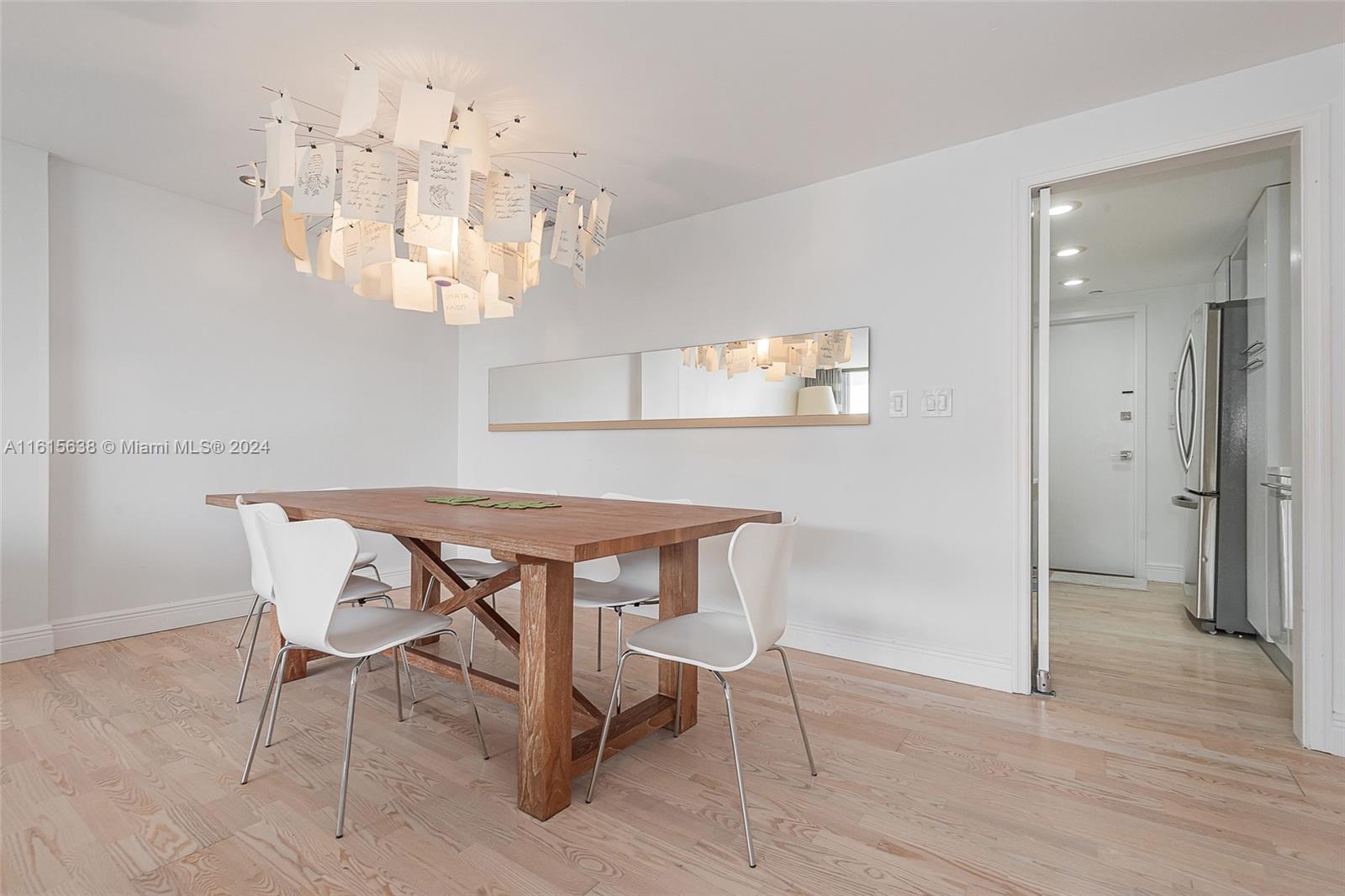 COMMODORE CLUB SOUTH COND - Residential