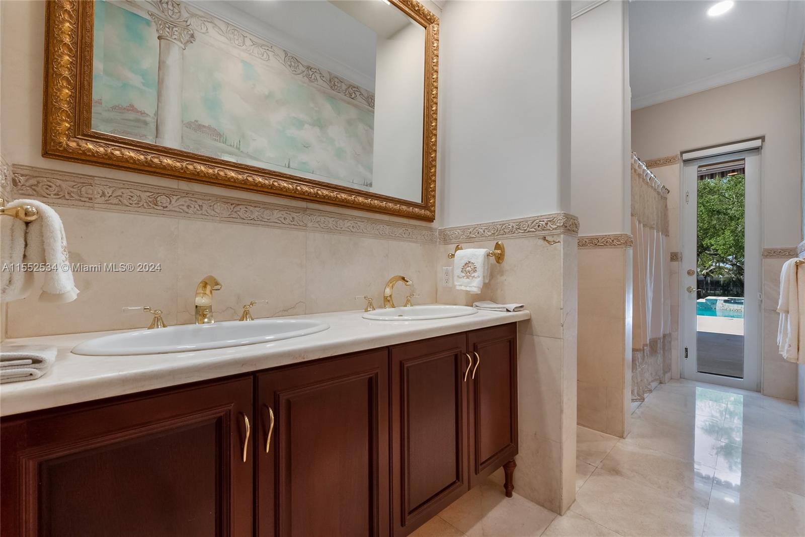 AMBIENCE - Residential