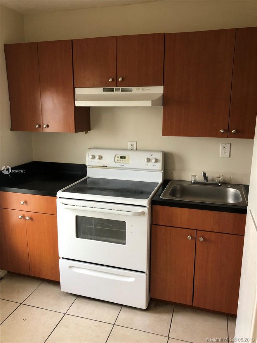 BEAUTIFULLY REMODELED 1 Bedroom 1 Bathroom FOR SALE! NO SHORT SALE OR REO! 48 hrs notice to show. buyer pays title policy.  Cash or pre-approval if financing!
