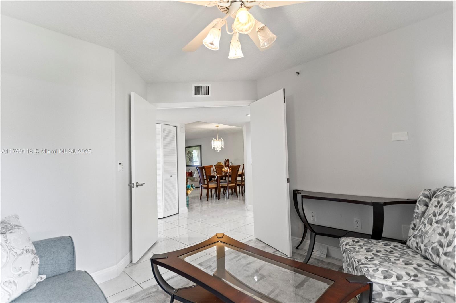 Coral Lakes - Residential