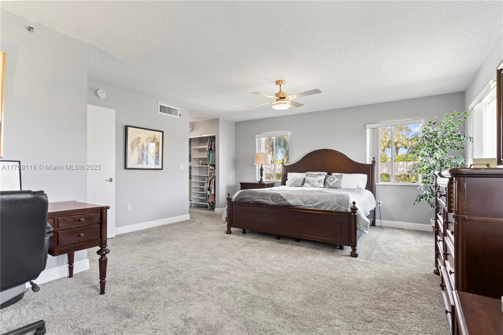 Coral Lakes - Residential