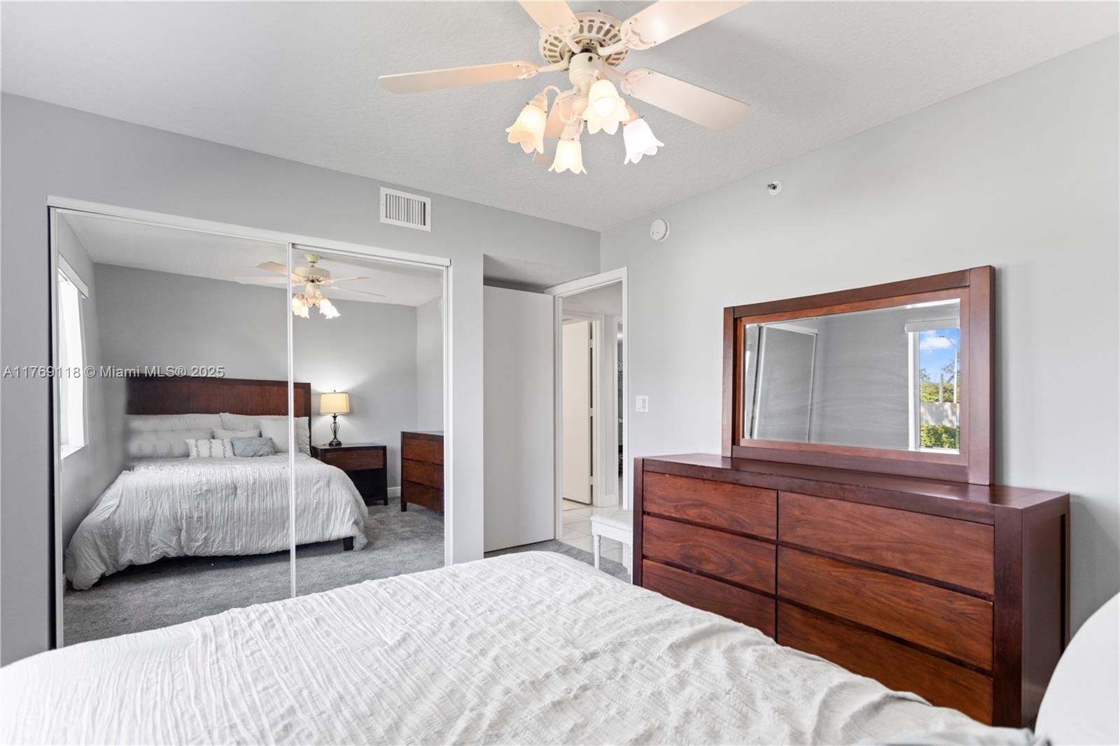 Coral Lakes - Residential