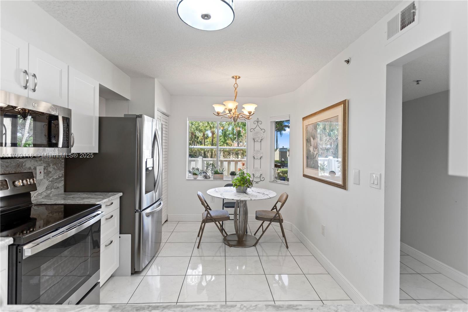 Coral Lakes - Residential