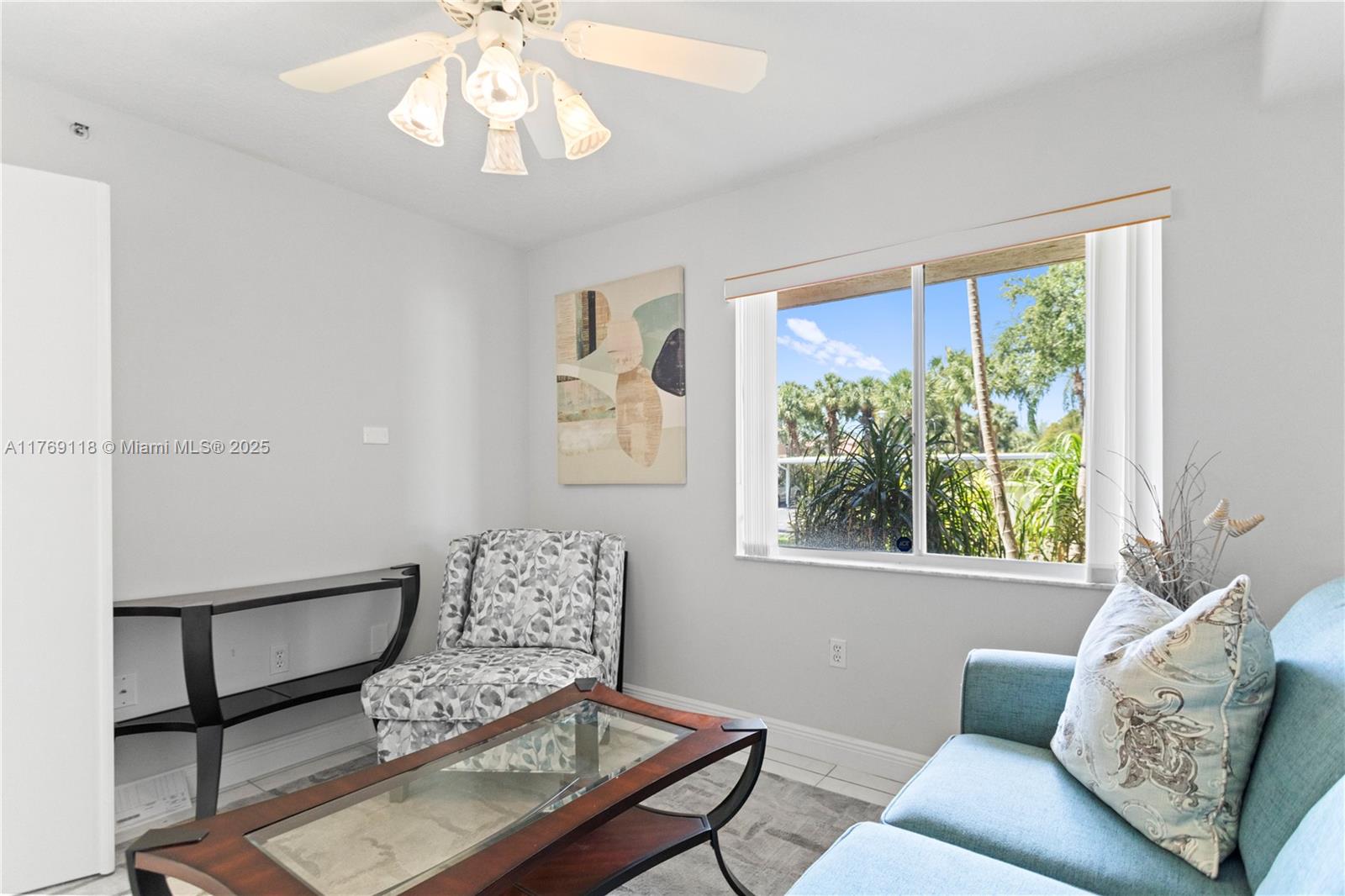 Coral Lakes - Residential