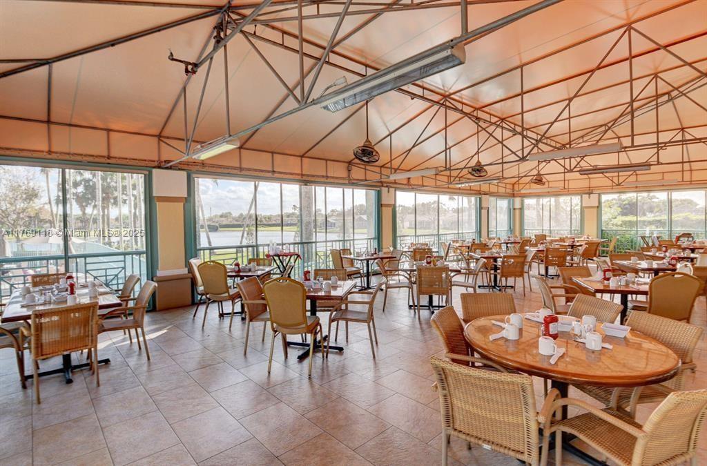 Coral Lakes - Residential