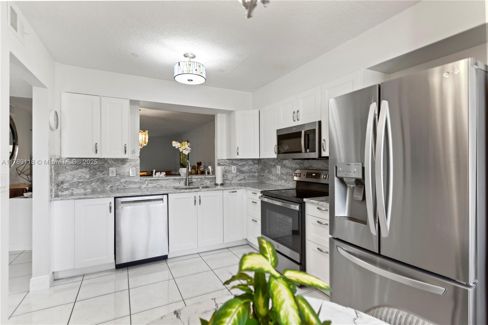Coral Lakes - Residential