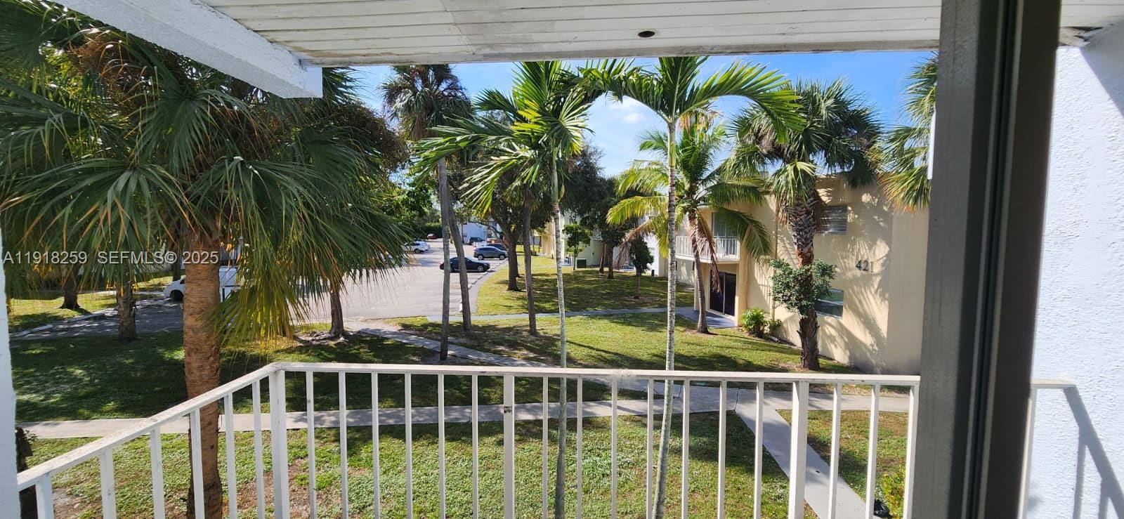 CLEAR LAKE PALMS CONDO - Residential Lease