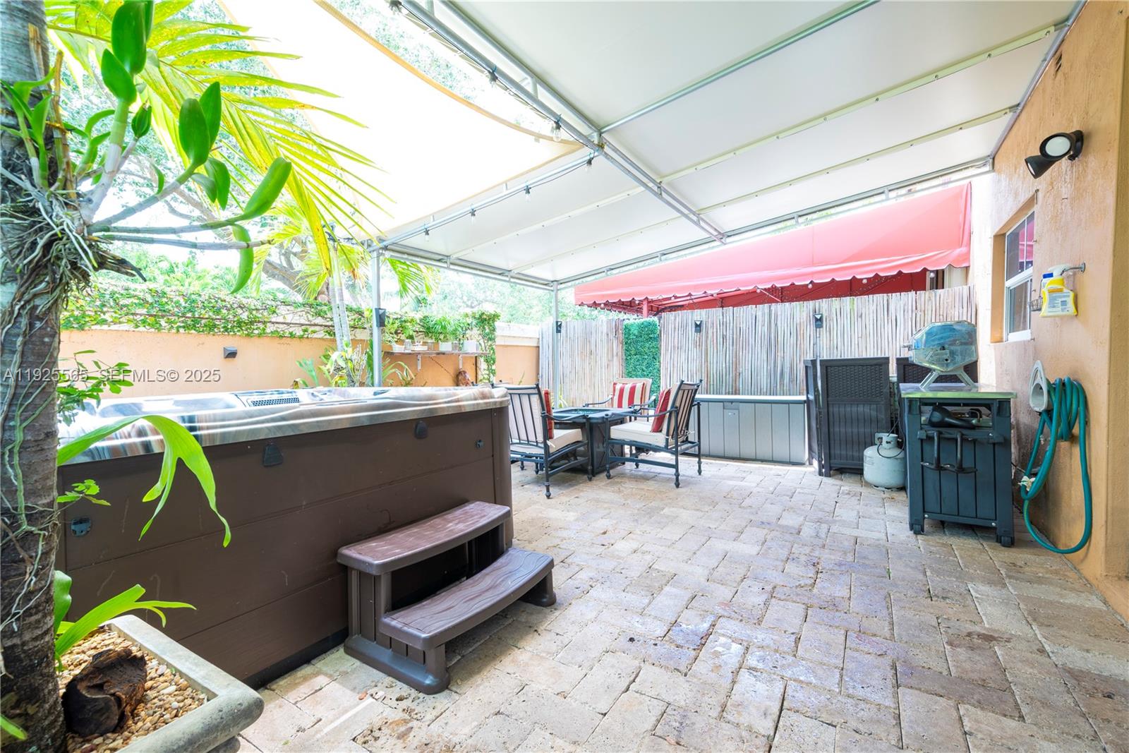 EGRET LAKES ESTATES SEC 2 - Residential