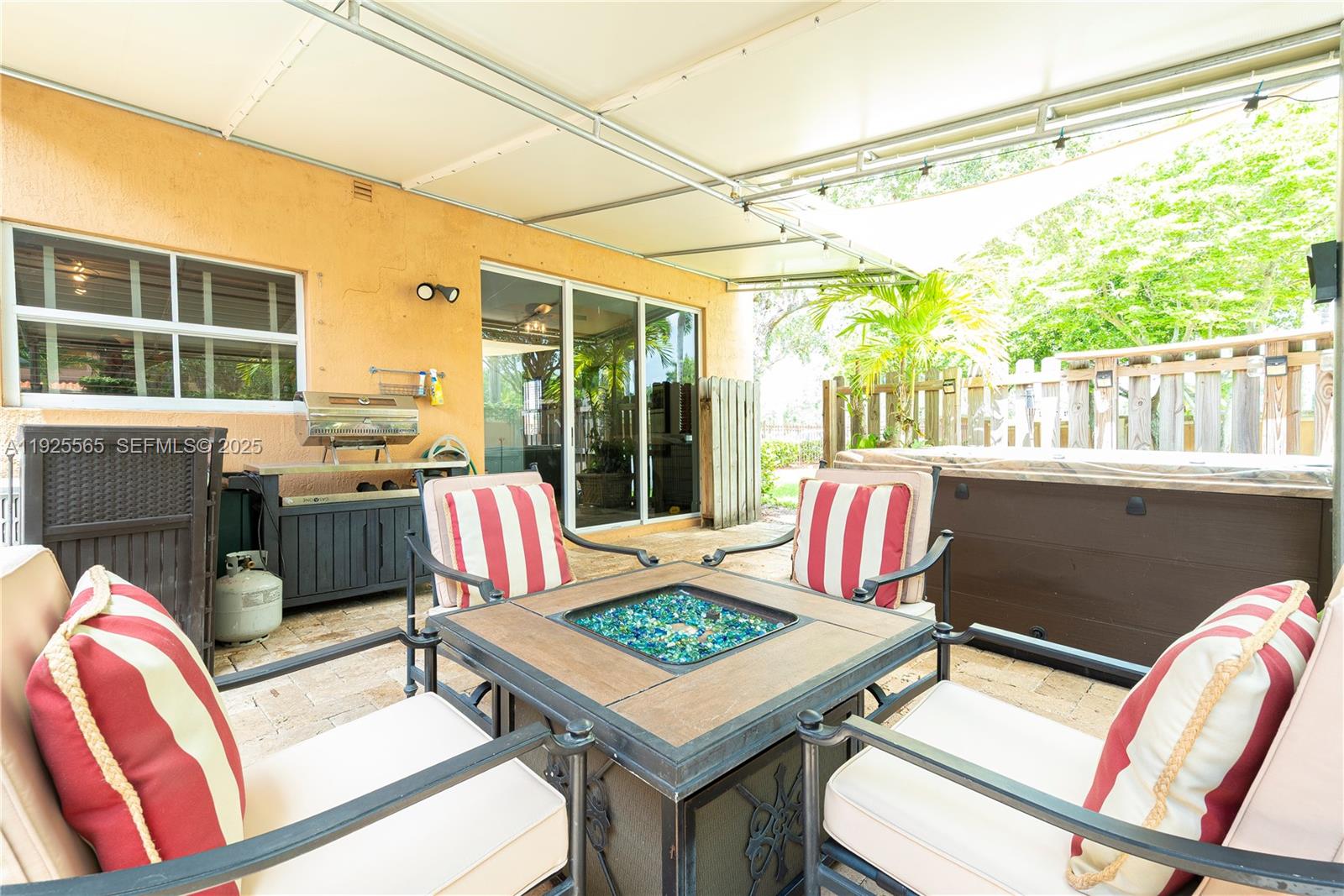 EGRET LAKES ESTATES SEC 2 - Residential