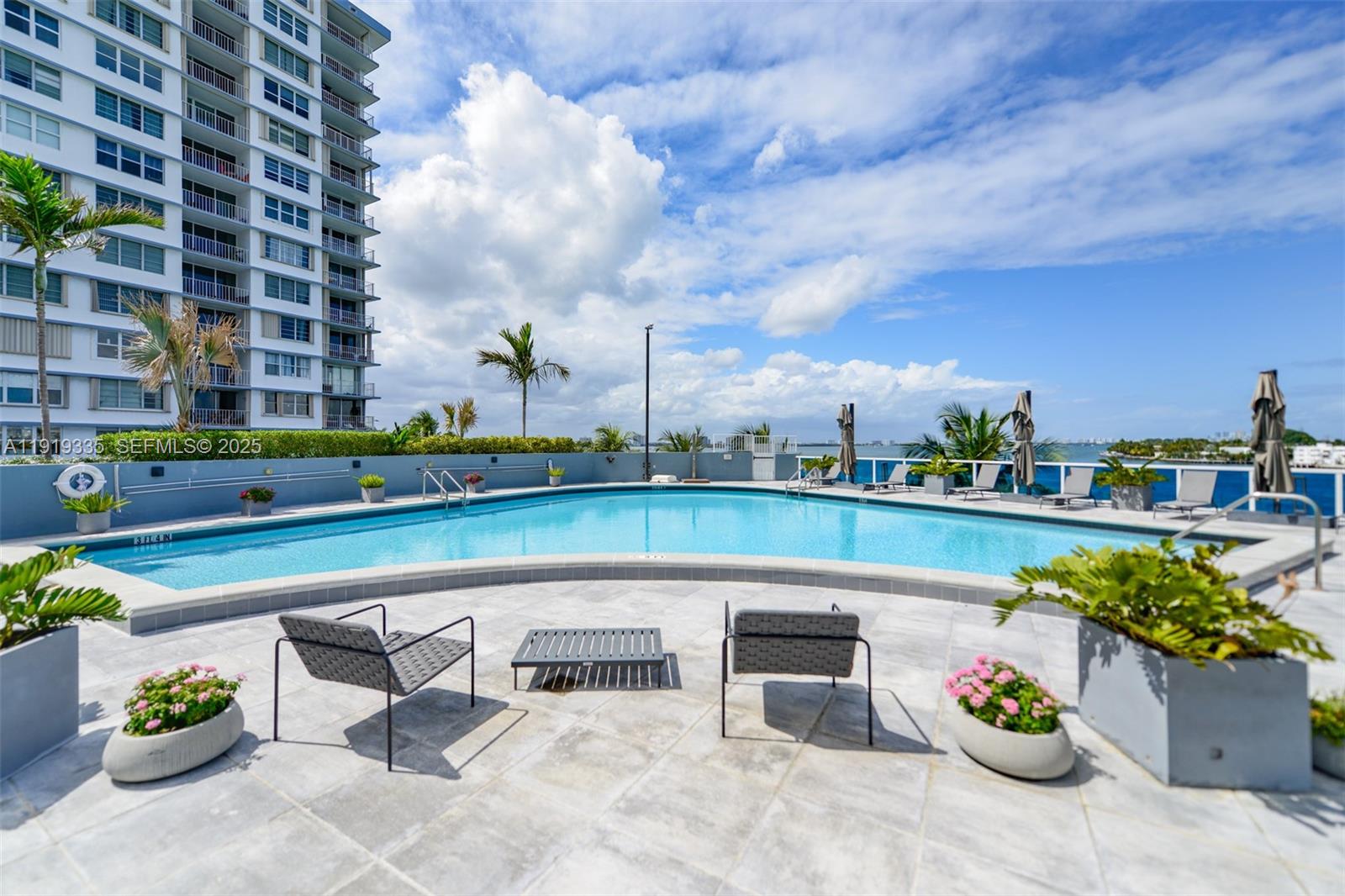 1881 79th St Cswy 2004