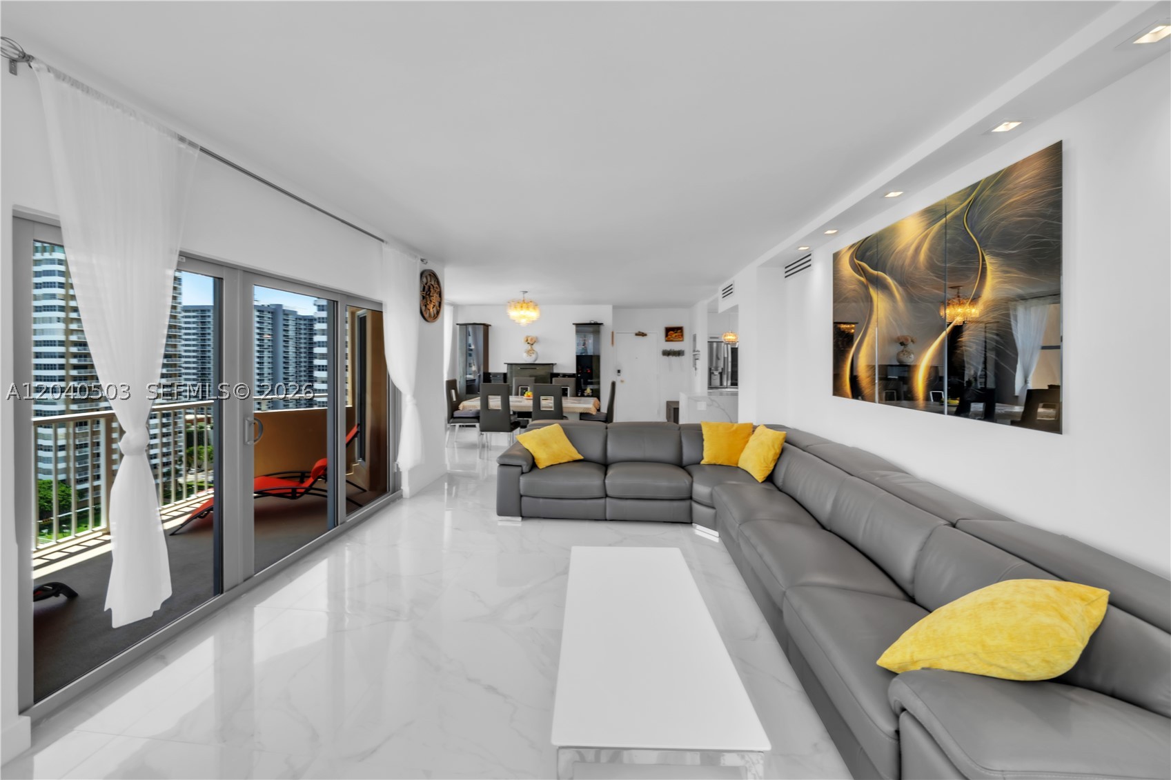 1965 S Ocean Dr 14F(availabale now)