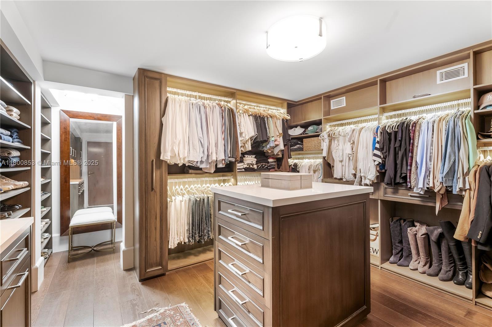 BRUCE-LAURIE SUB - Residential