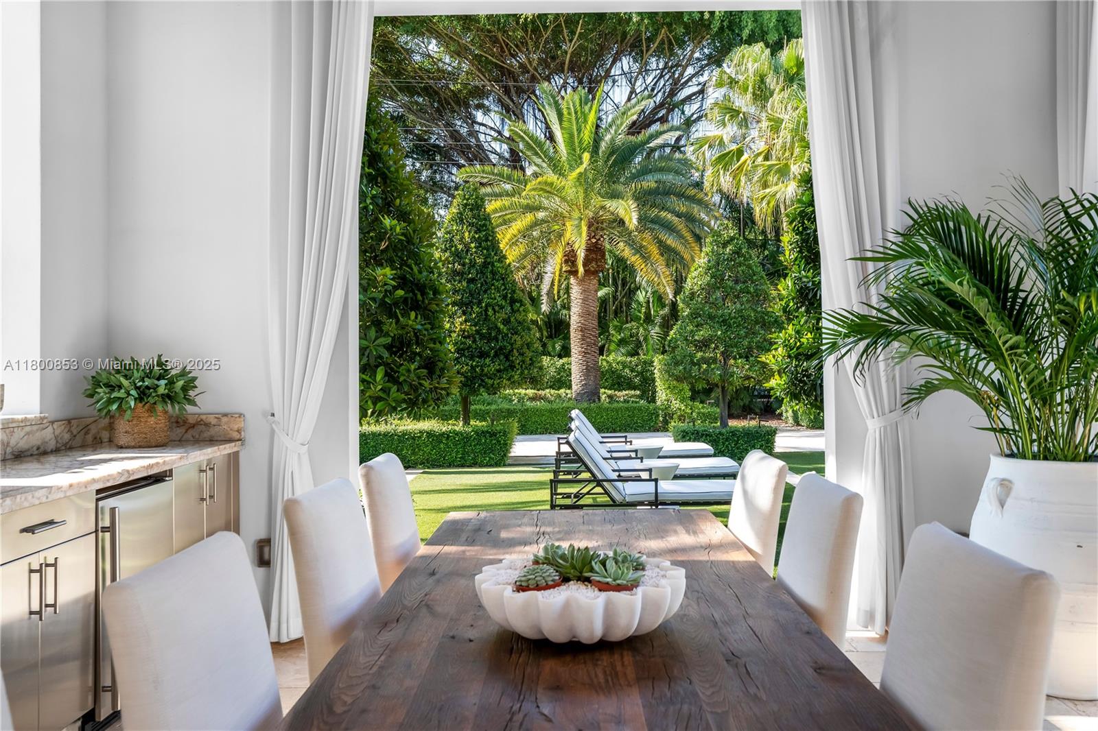 BRUCE-LAURIE SUB - Residential