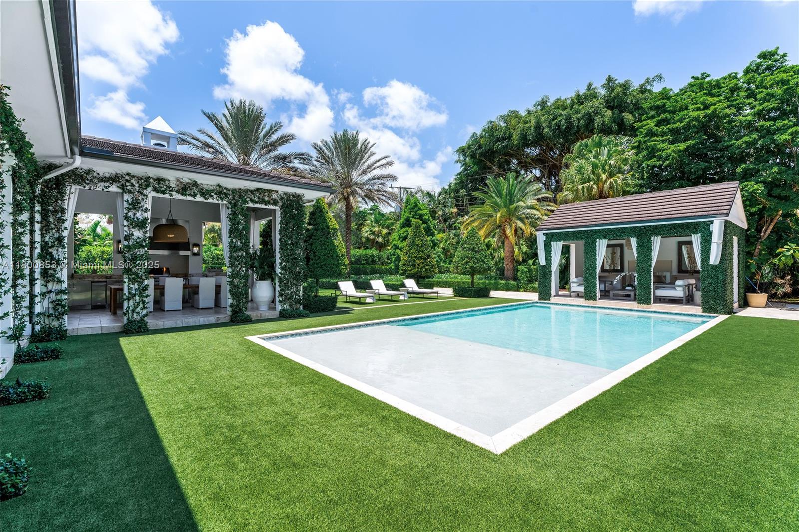 BRUCE-LAURIE SUB - Residential