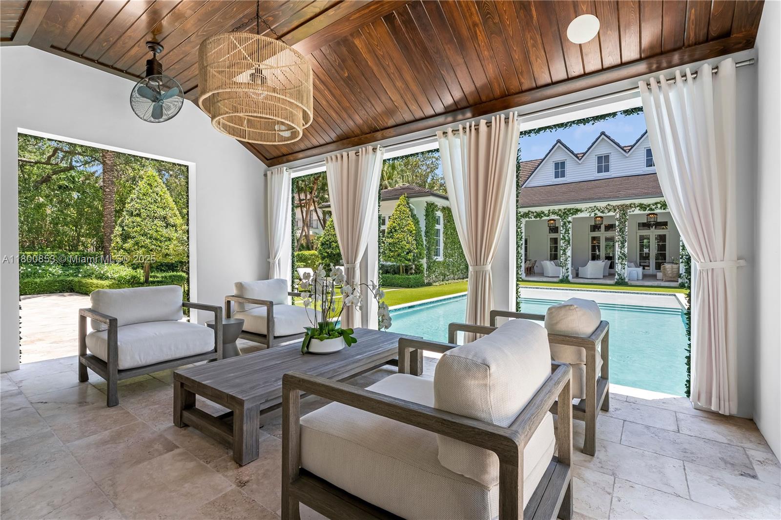 BRUCE-LAURIE SUB - Residential