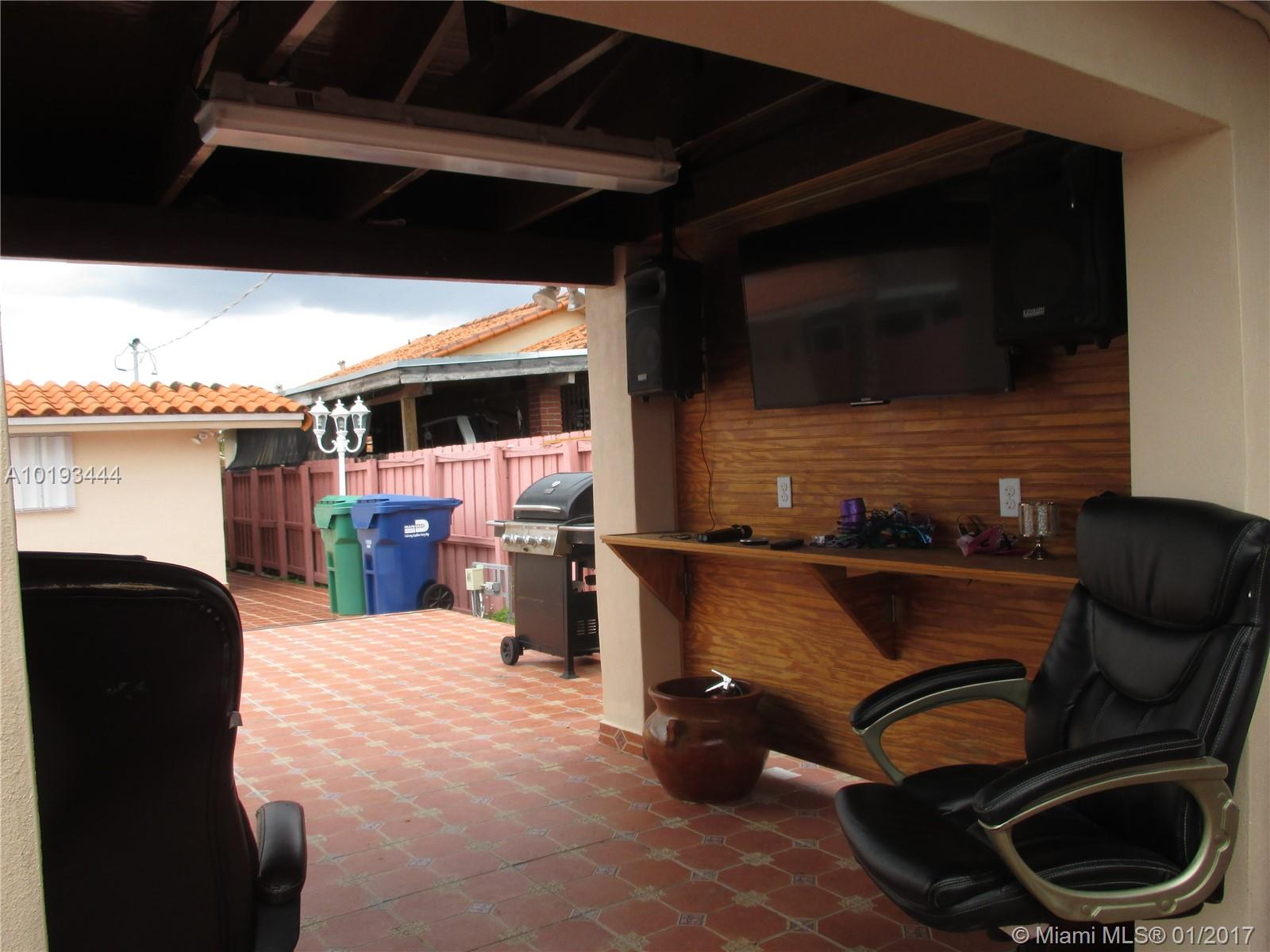 Sweetwater Golf Course To - Residential