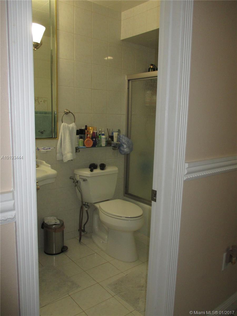 Sweetwater Golf Course To - Residential