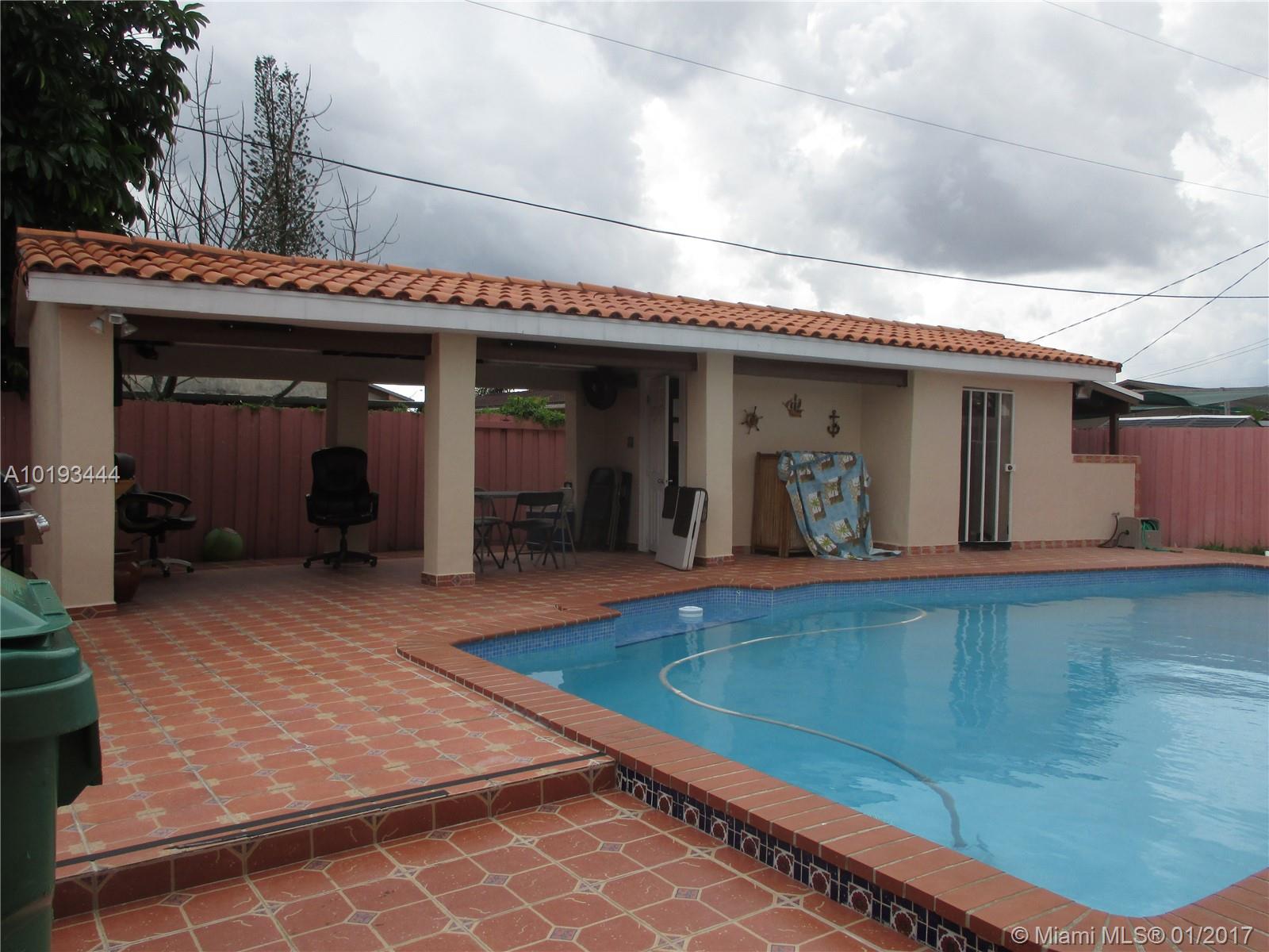 Sweetwater Golf Course To - Residential