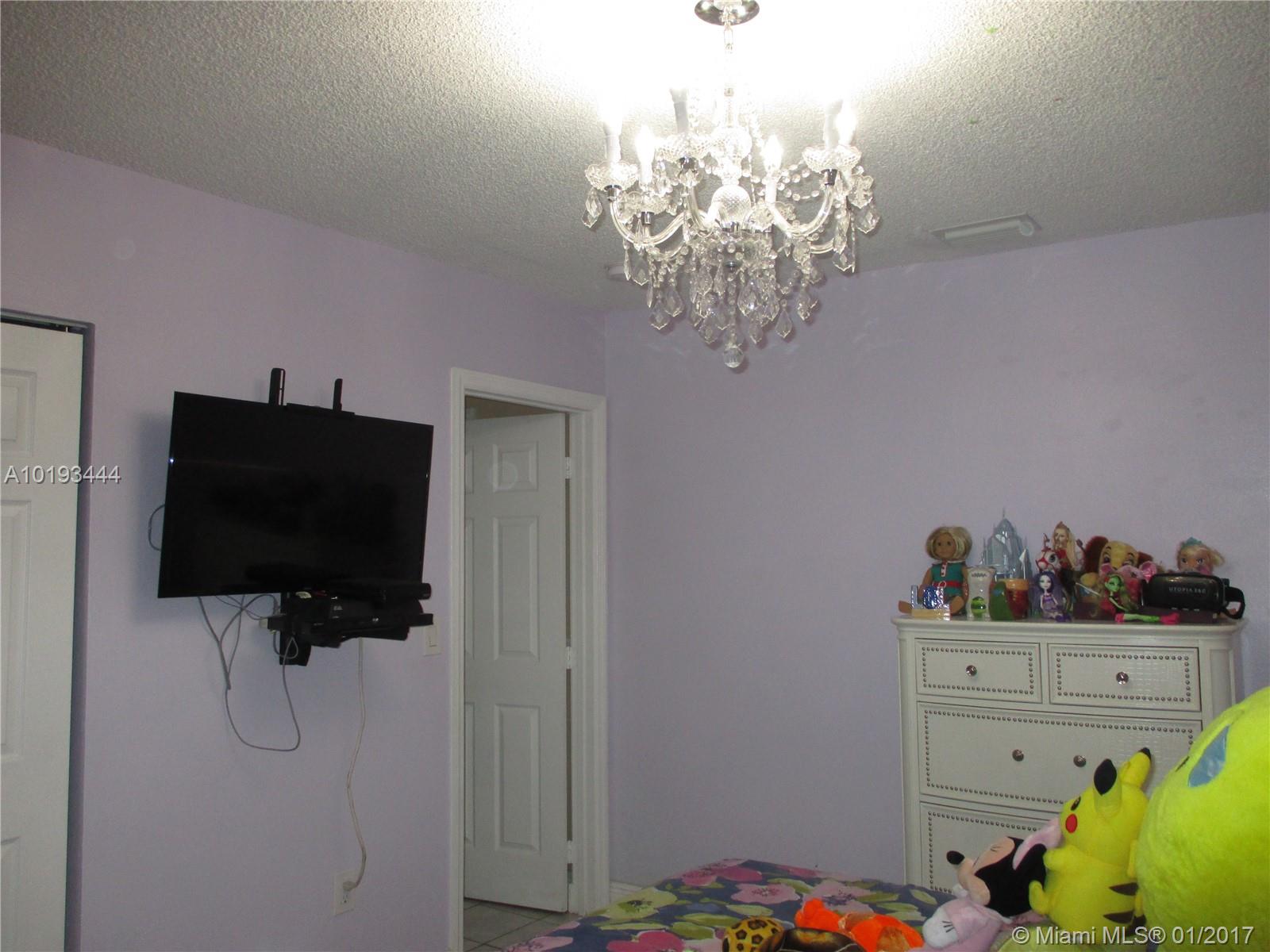 Sweetwater Golf Course To - Residential