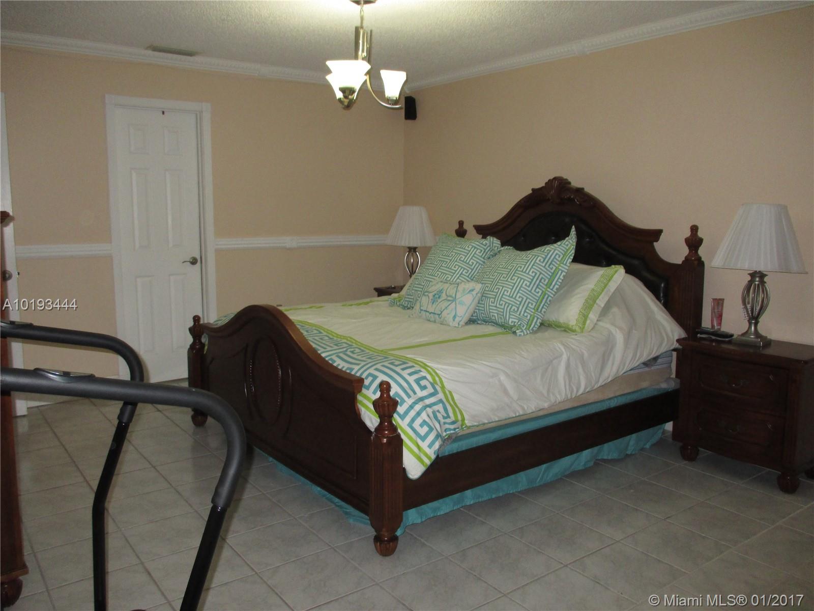 Sweetwater Golf Course To - Residential