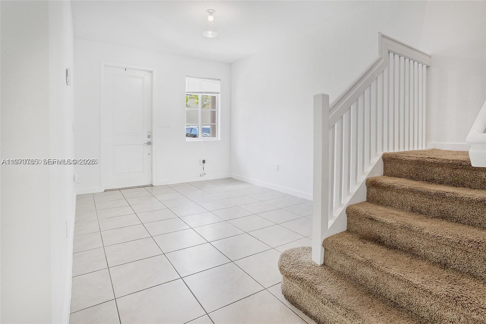 WALDEN PLACE - Residential