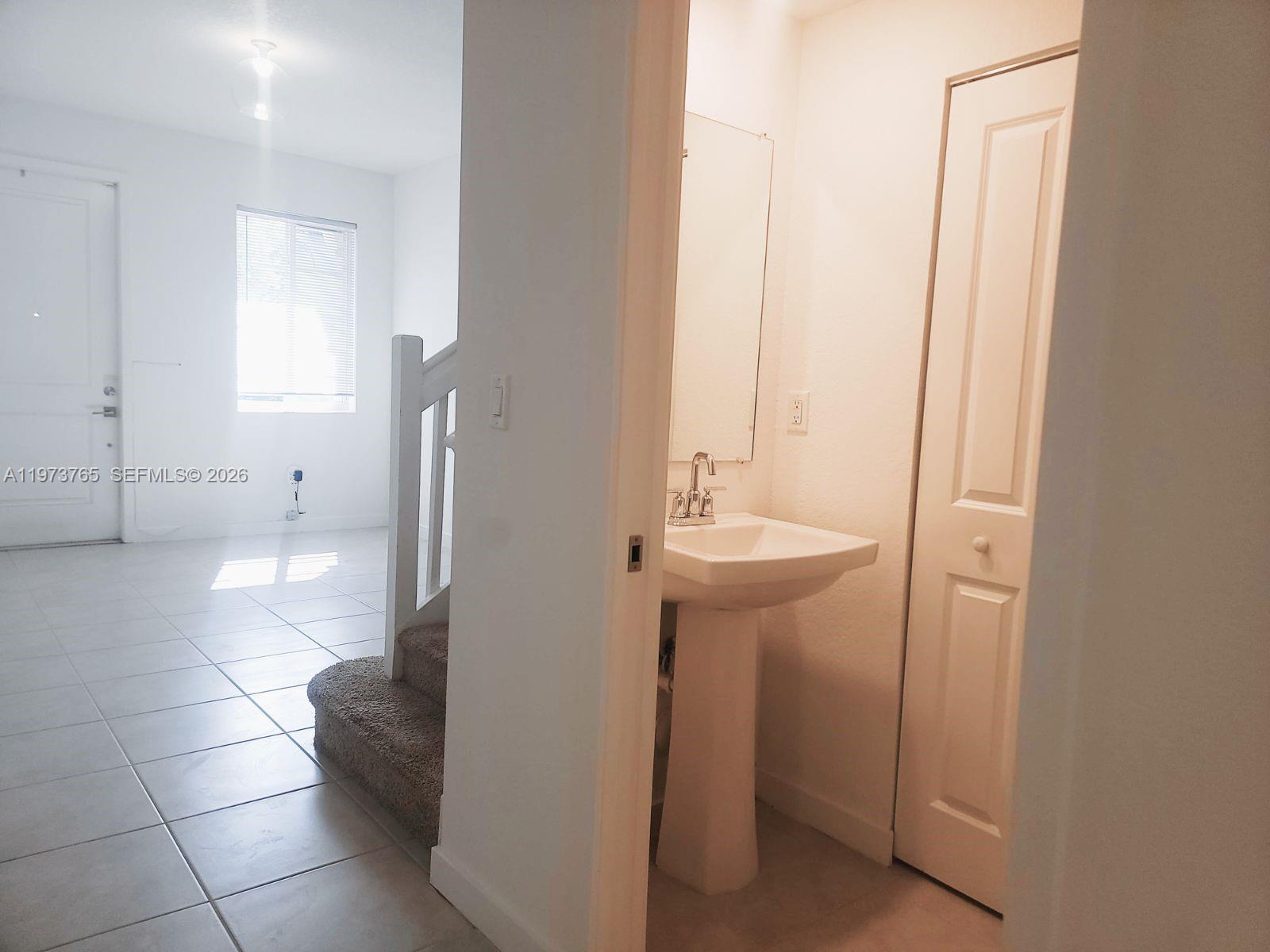 WALDEN PLACE - Residential