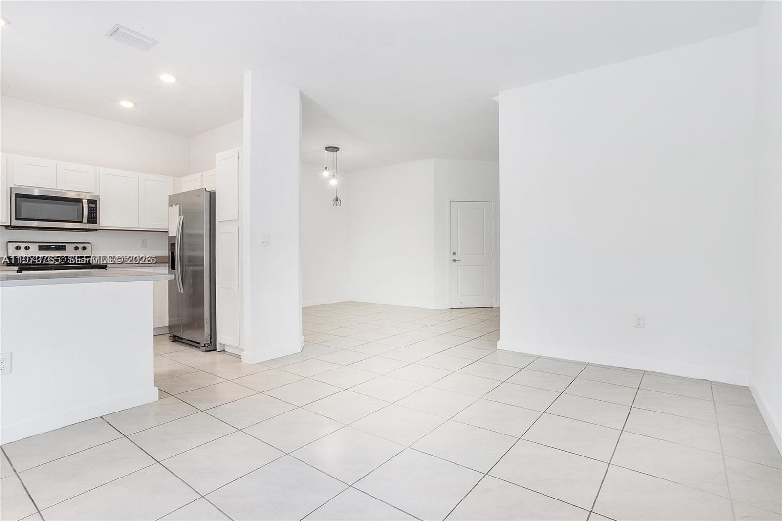 WALDEN PLACE - Residential