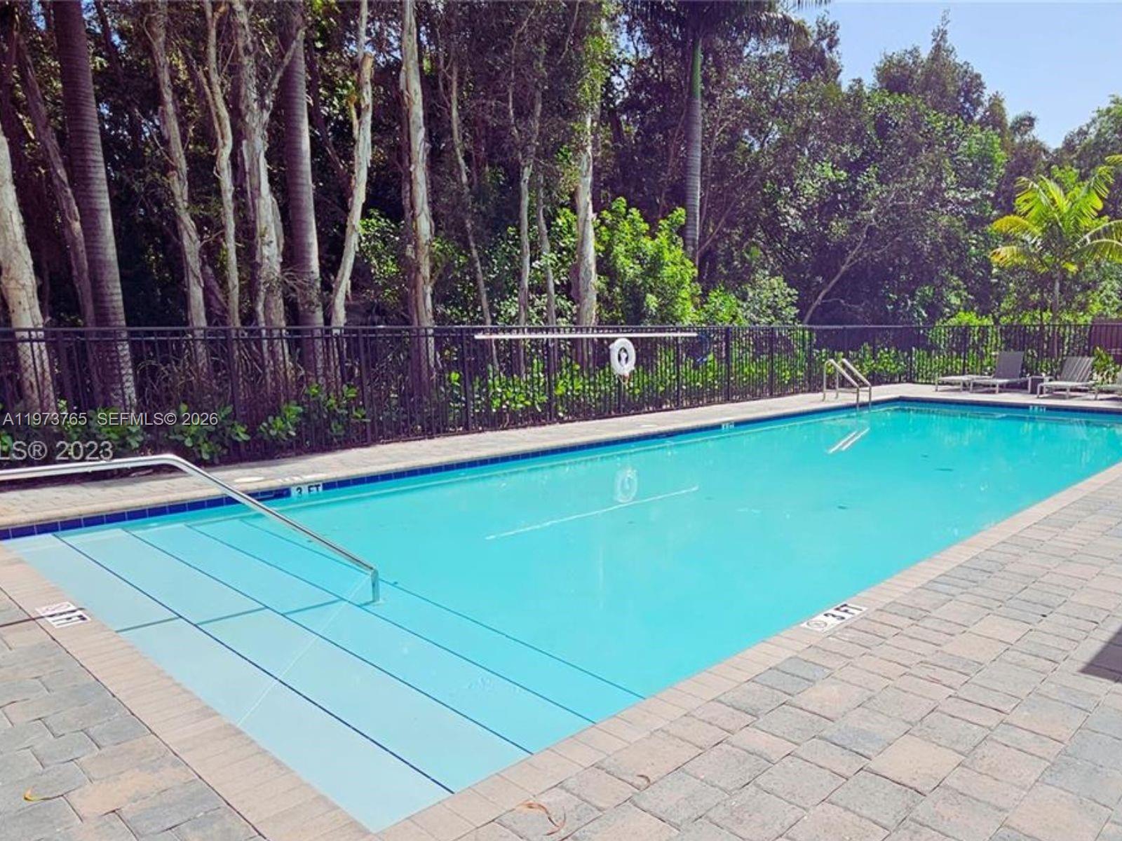 WALDEN PLACE - Residential