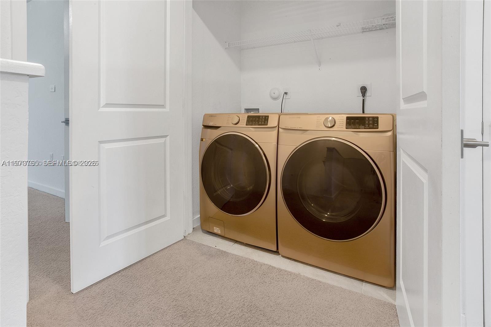 WALDEN PLACE - Residential