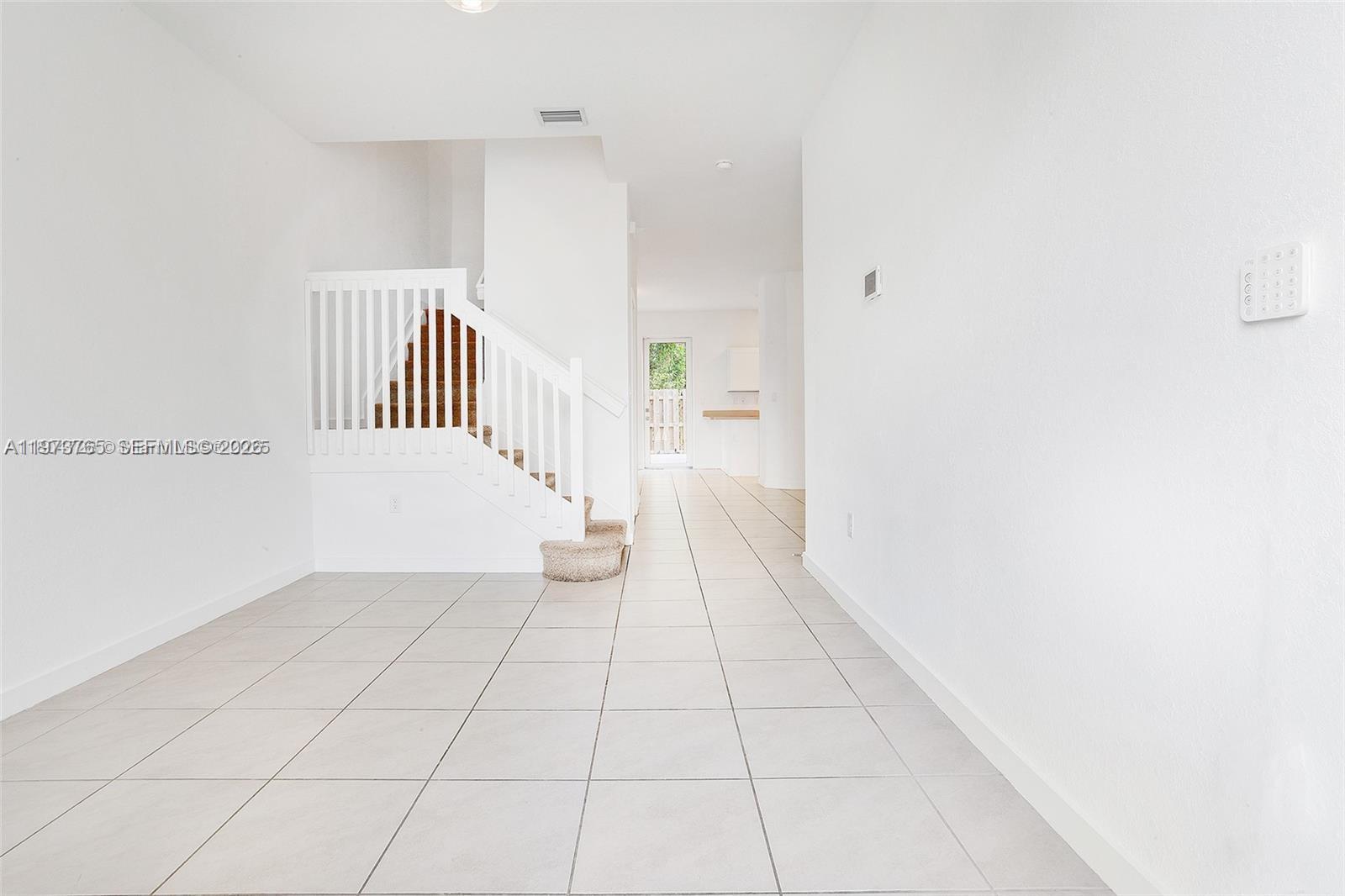 WALDEN PLACE - Residential