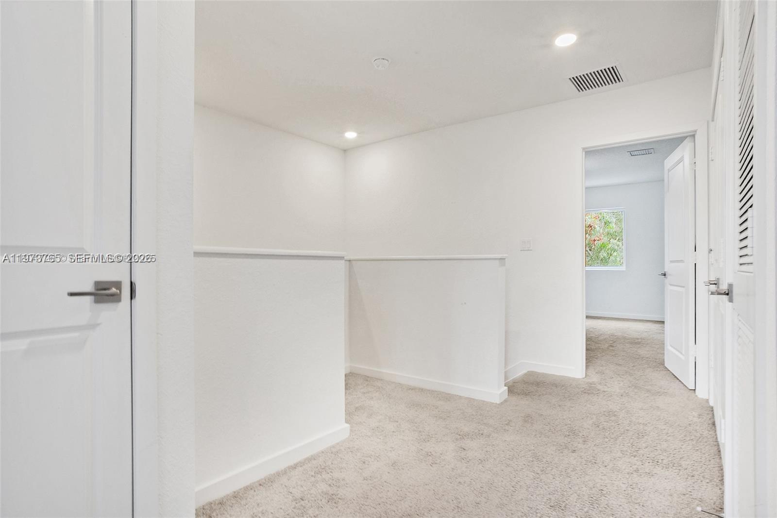 WALDEN PLACE - Residential