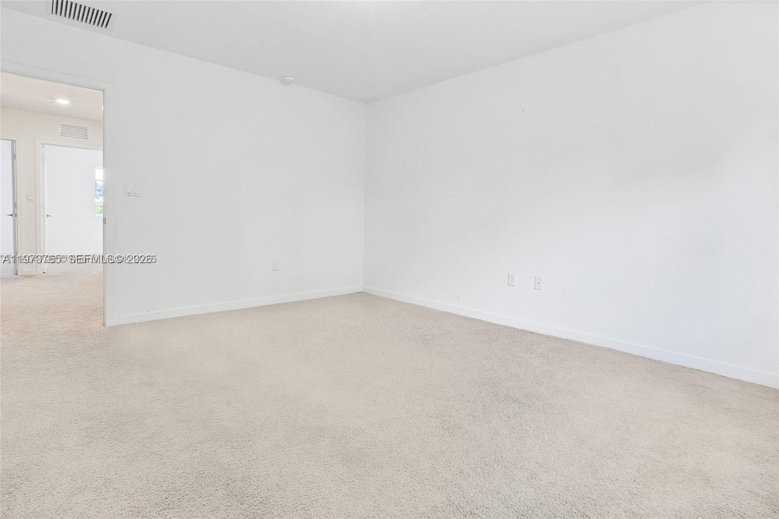 WALDEN PLACE - Residential