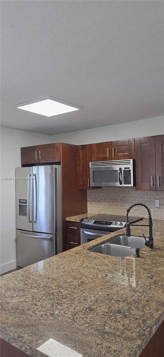 7707 Camino Real B411