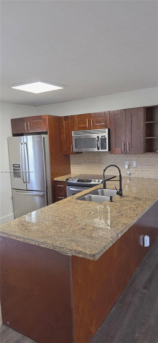 7707 Camino Real B411