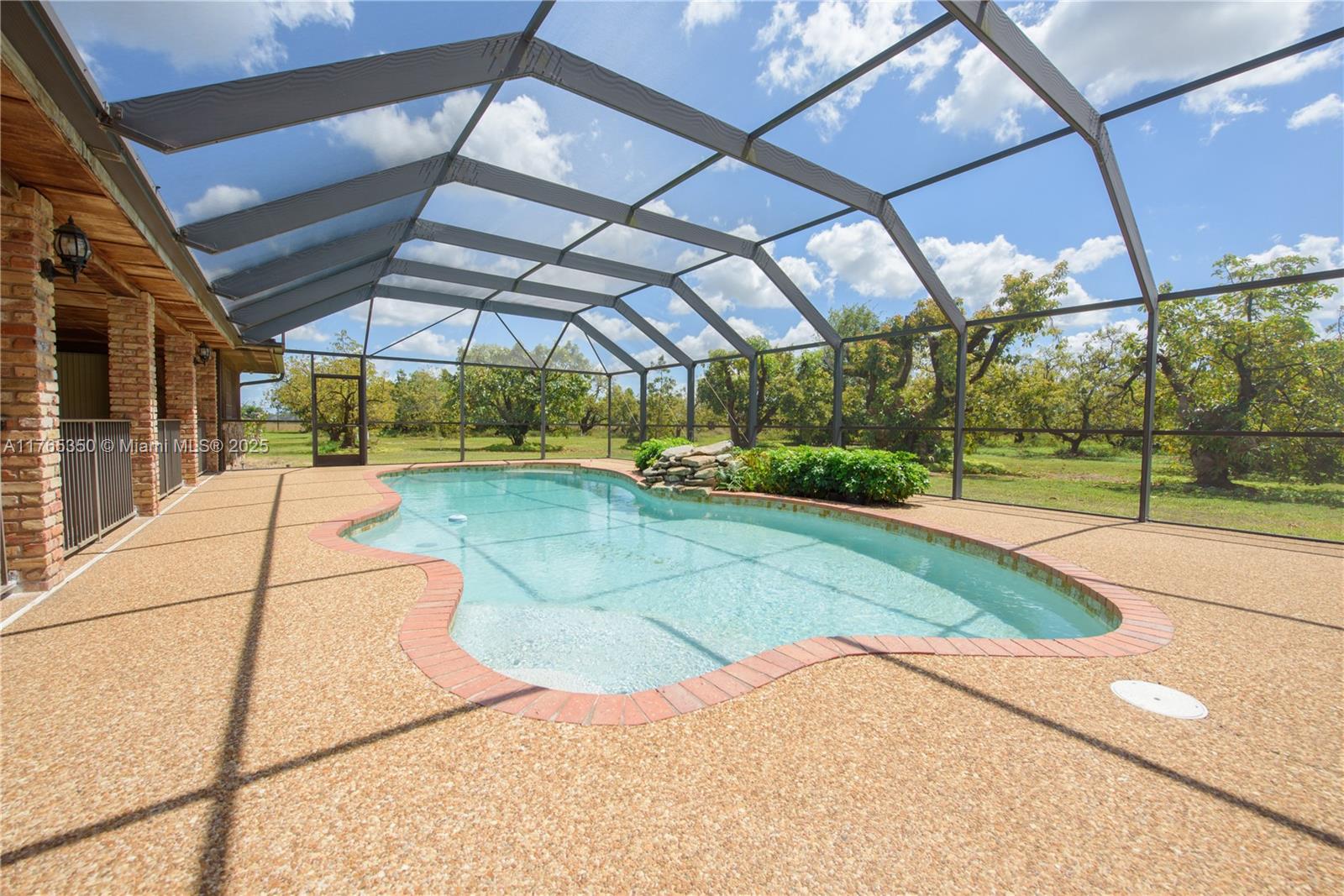 Redland - Residential