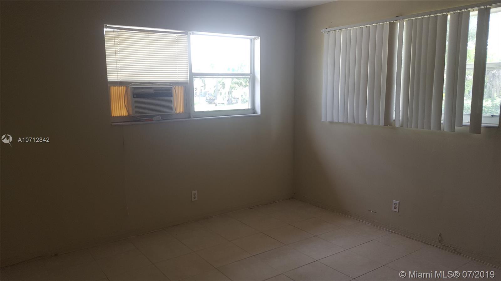 RO-LEN ACRES 1ST ADD - Residential Lease