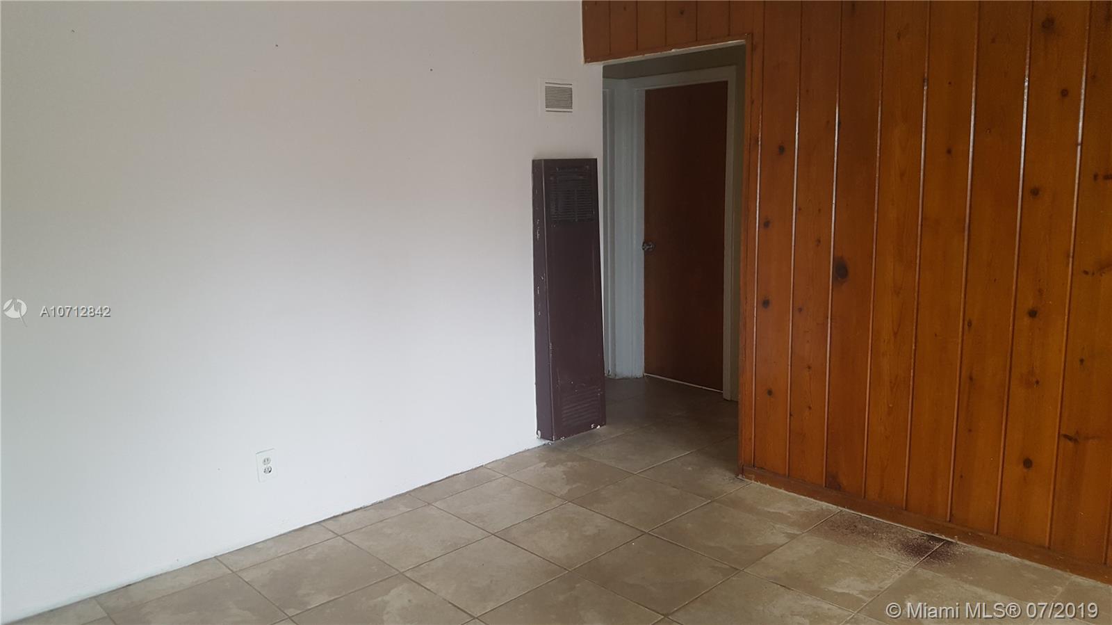 RO-LEN ACRES 1ST ADD - Residential Lease