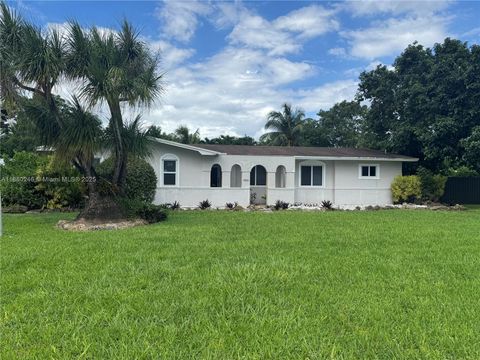 Photo of 18565 SW 295th Ter, Homestead, FL 33030 (MLS # A11880246)
