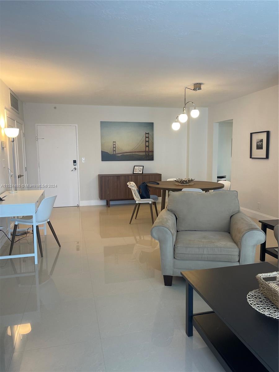 TIDES ON HOLLYWOOD BEACH - Residential Lease